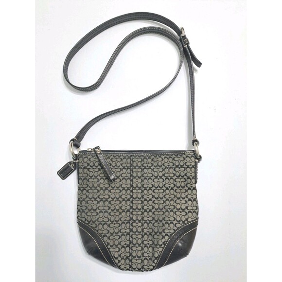 Coach Soho Signature Mini C Jacquard Leather Crossbody Swingpack Bag Black Y2K - Picture 1 of 6